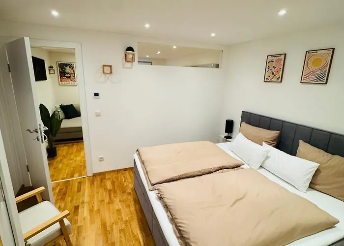 1,5-zimmer, Ausgestattet, 4 Pers, Souterrain, Self Check-in, Parkplatz, Netflix & Amazon Prime