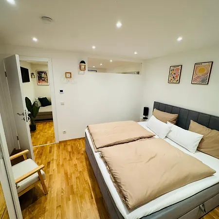 1,5-zimmer, Ausgestattet, 4 Pers, Souterrain, Self Check-in, Parkplatz, Netflix & Amazon Prime